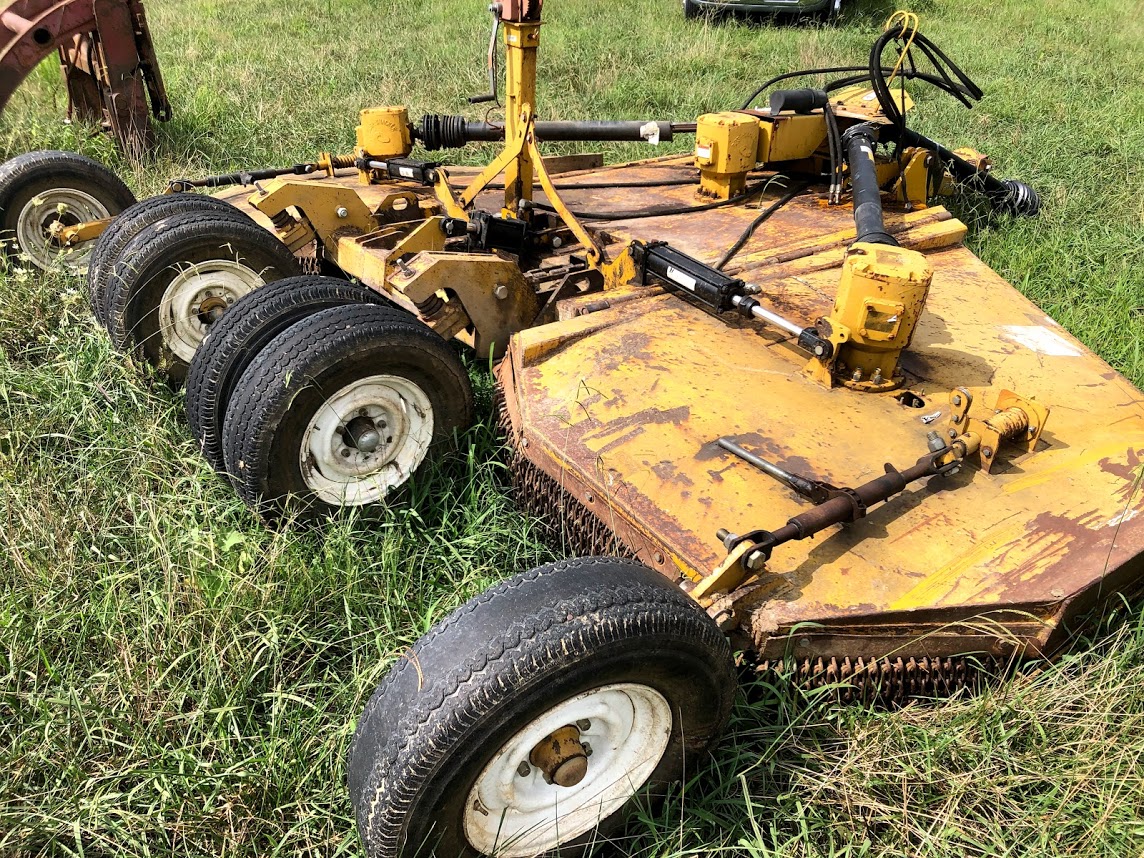 BUSH-WHACKER ST-180 Elite Batwing Bush hog in Bryant, AL